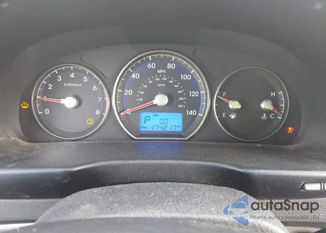 2010 Hyundai Santa Fe Gls z USA, uszkodzony, nr VIN 5NMSGDAB7AH381293